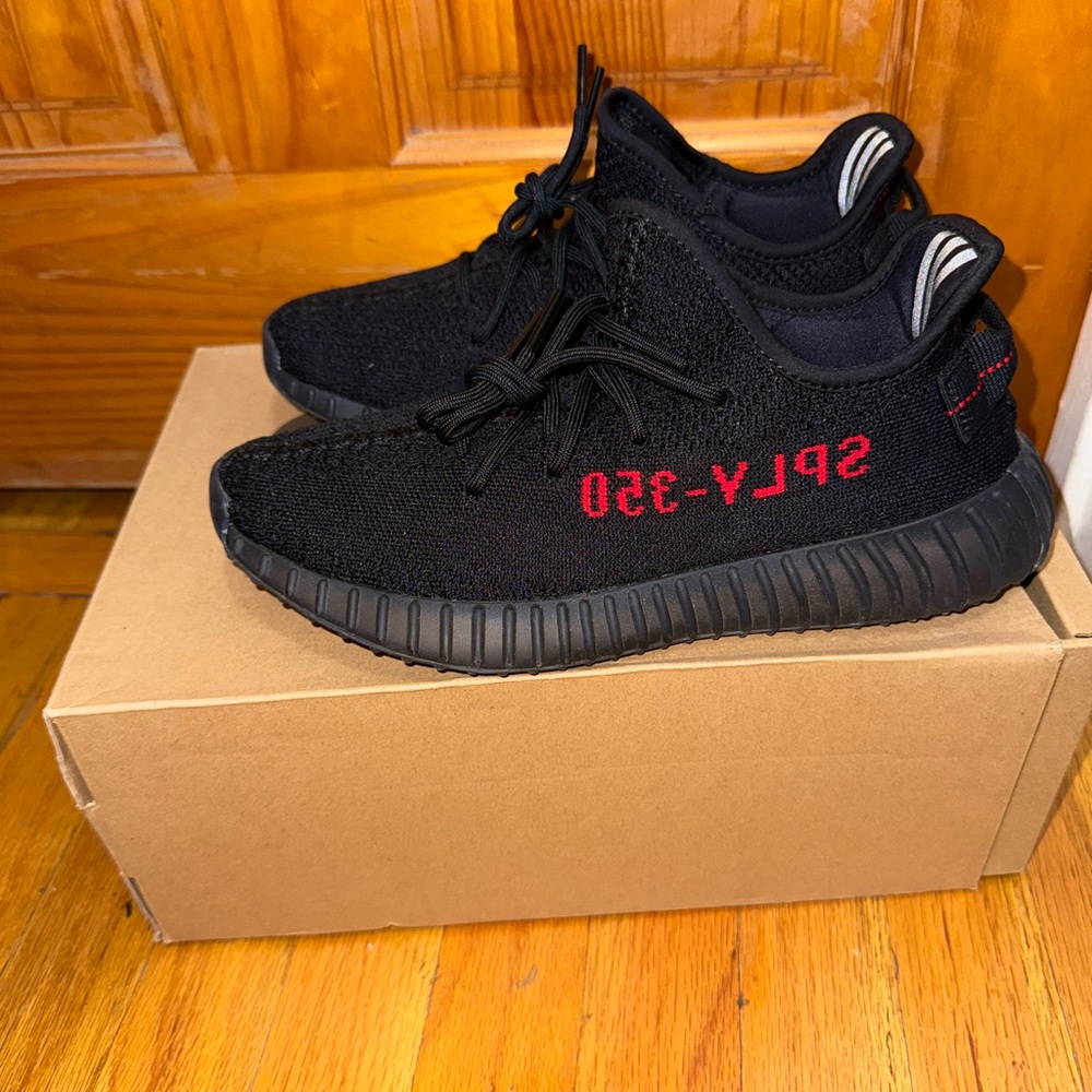Yeezy Boost 350 V2